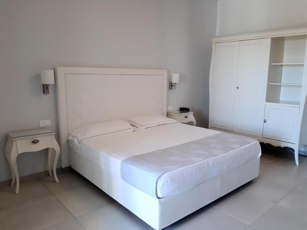 Hotel Puglia Garden Вьесте Экстерьер фото