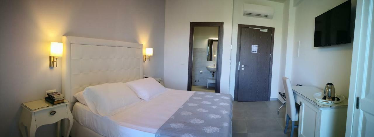 Hotel Puglia Garden Вьесте Экстерьер фото